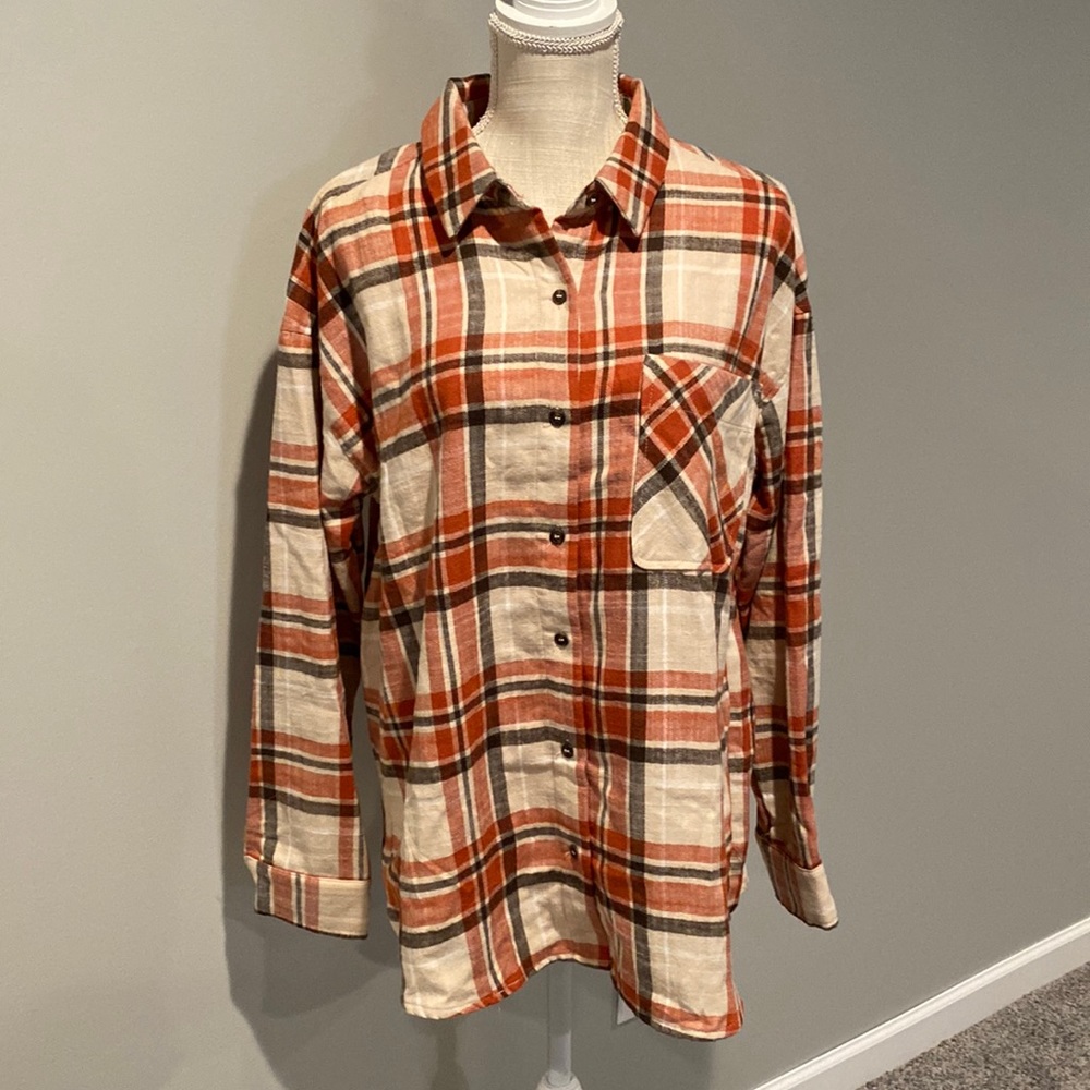 Staccato Tatum Plaid Button Up Flannel Size: M